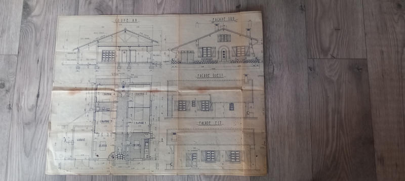 Maison - 100 m² - 6 pièces