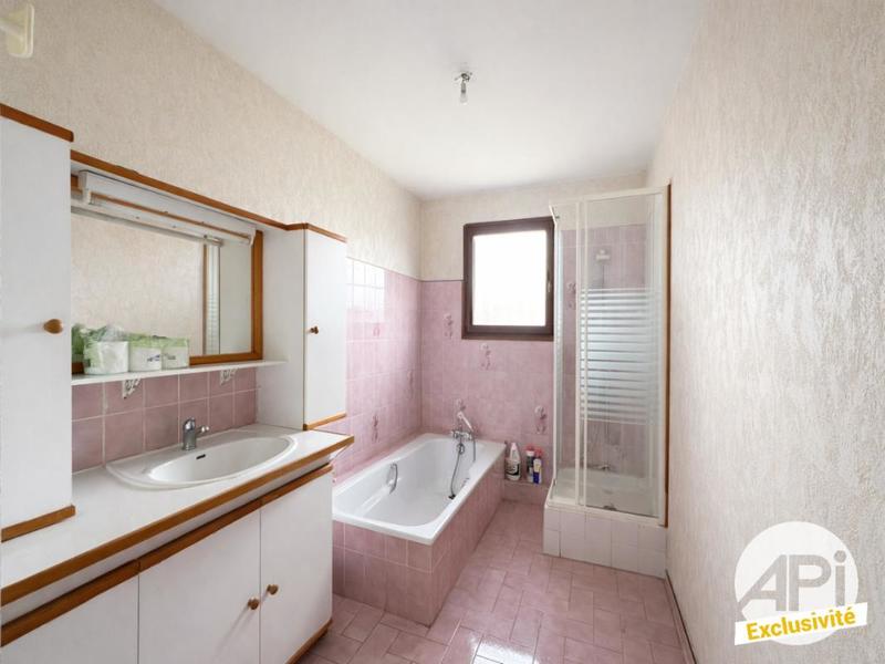 Maison - 86 m² - 4 pièces