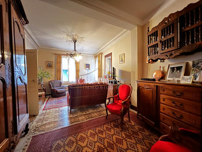 Maison de village - 218 m² - 8 pièces