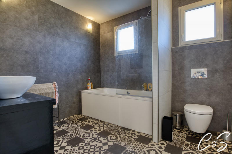 Maison - 126 m² - 5 pièces