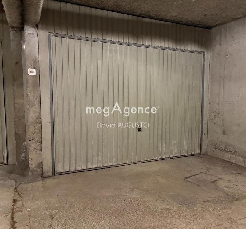 Appartement - 97 m² - 3 pièces