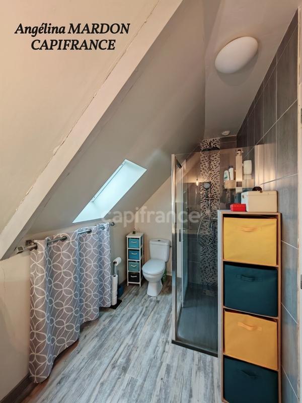 Maison - 93 m² - 5 pièces