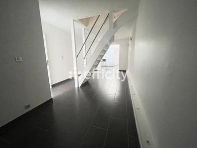 Maison - 85 m² - 5 pièces