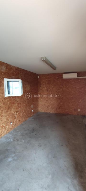 Local commercial - 225 m² - 3 pièces