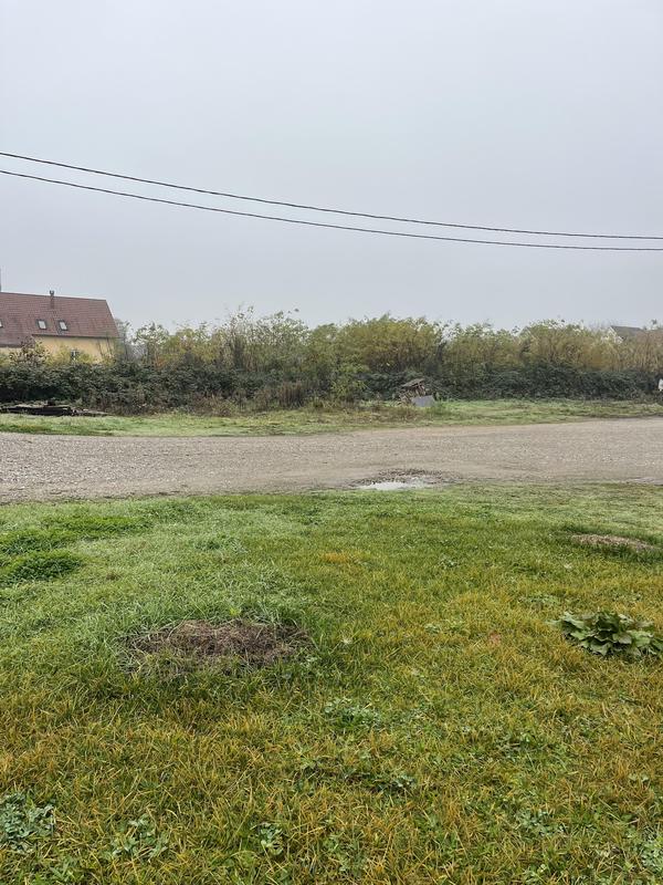 Terrain constructible - 900 m²