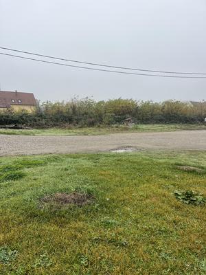 Terrain constructible - 900 m²