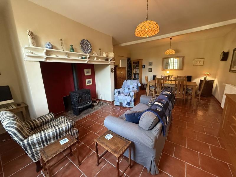 Maison ancienne - 242 m² - 8 pièces