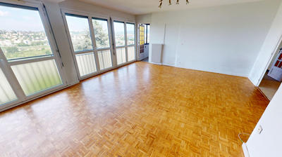 Appartement - 83 m² - 4 pièces