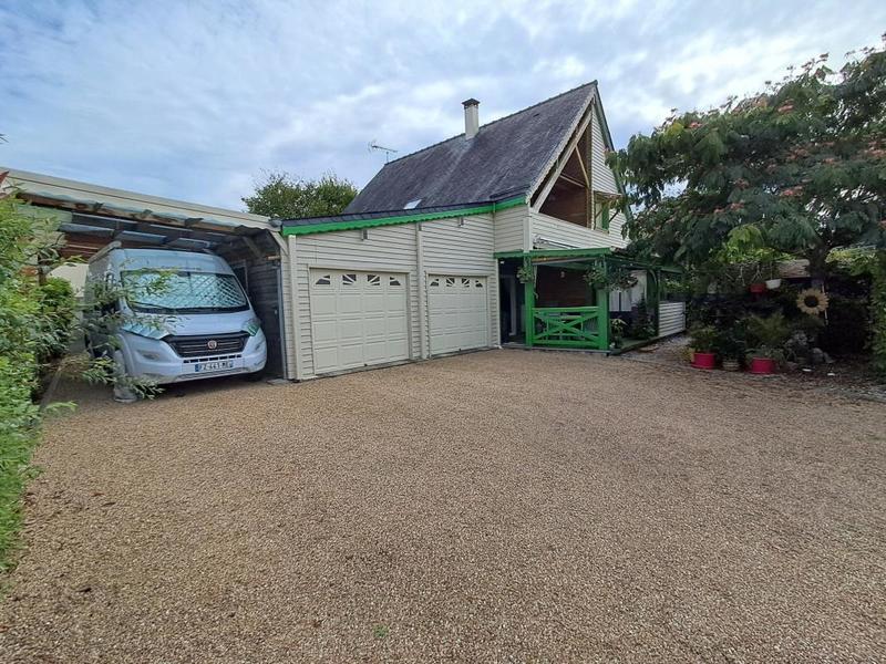 Pavillon - 140 m² - 5 pièces