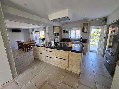 Corps de ferme - 170 m² - 5 pièces