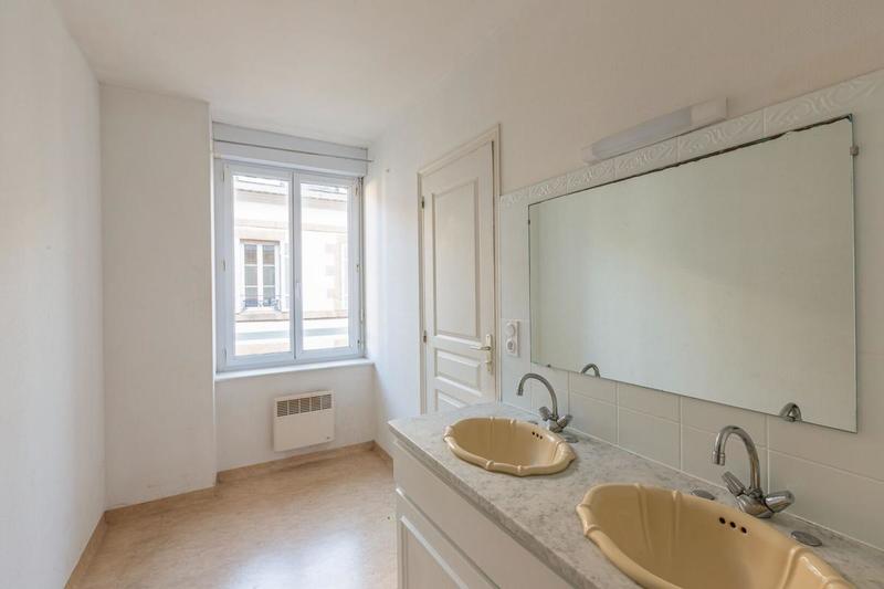 Appartement - 75 m² - 4 pièces