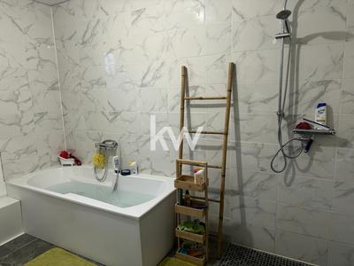 Maison - 97 m² - 3 pièces