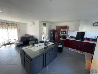 Maison - 77 m² - 3 pièces