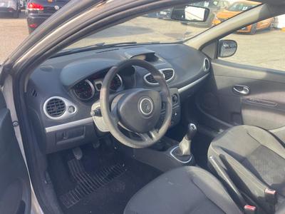 Renault Clio III Authentique 1.5dci 70
