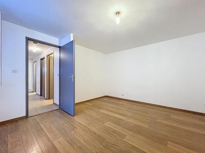 Appartement - 98 m² - 3 pièces