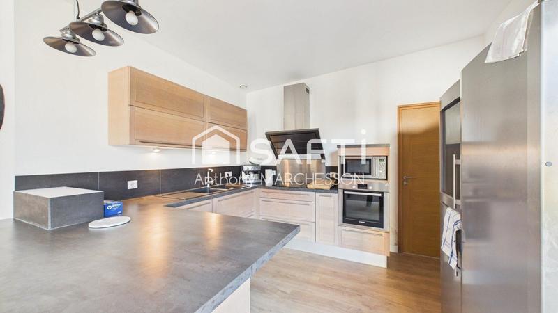 Maison - 123 m² - 4 pièces