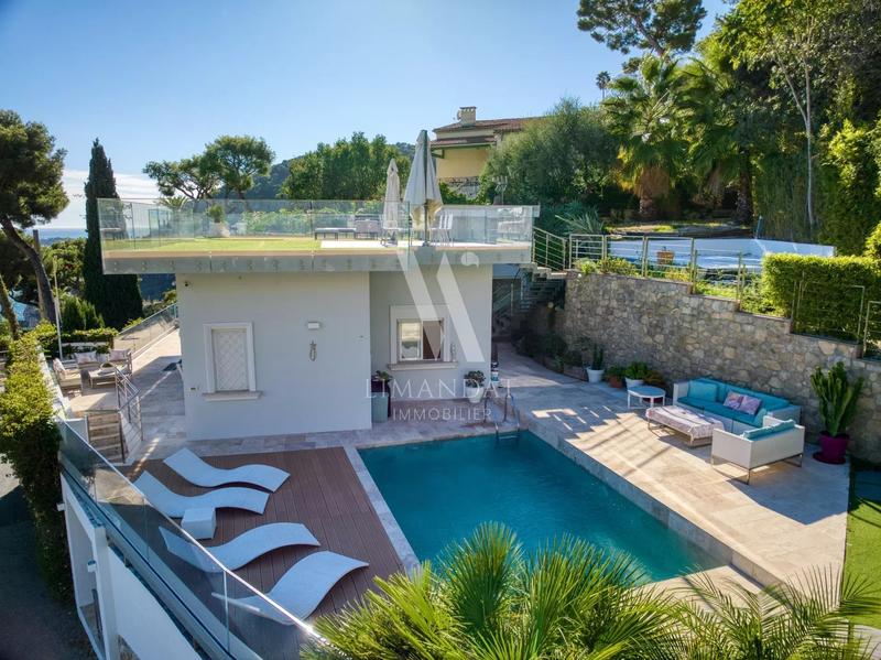 Villa - 180 m² - 5 pièces