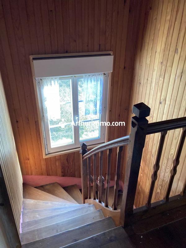 Maison - 253 m² - 8 pièces