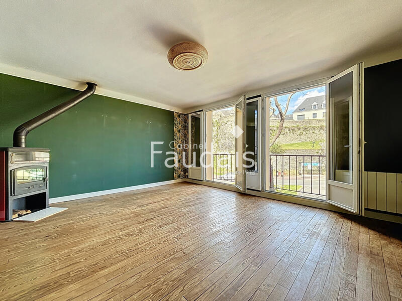 Triplex - 135 m² - 6 pièces