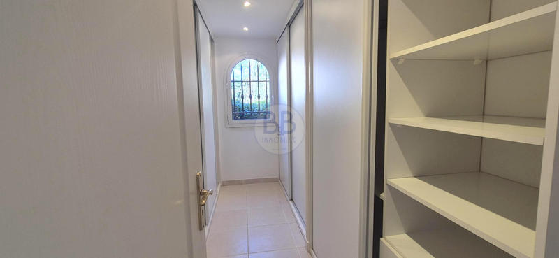 Villa - 230 m² - 7 pièces