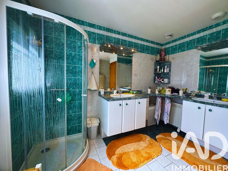 Maison - 152 m² - 6 pièces