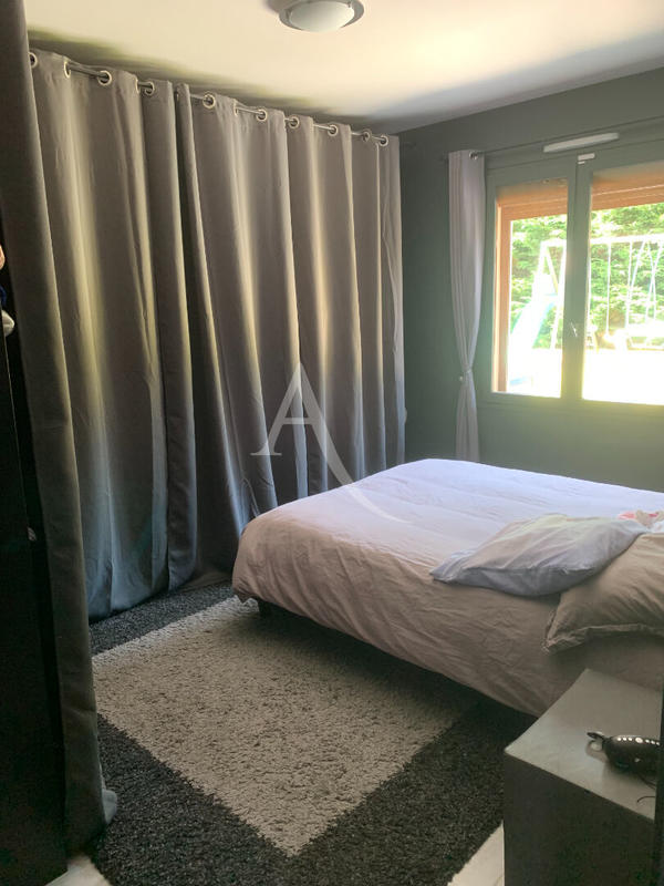 Maison - 136 m² - 5 pièces