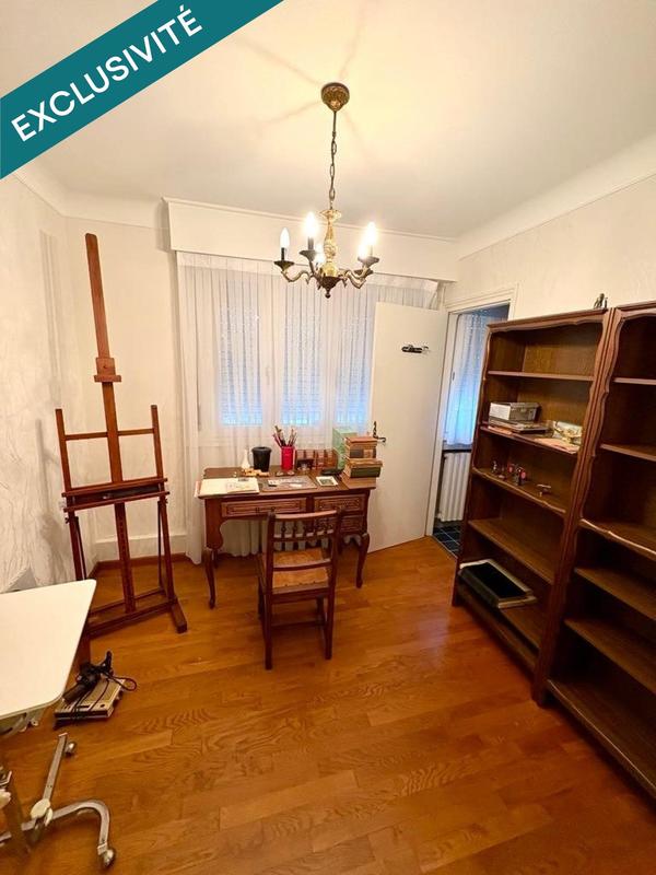 Maison - 180 m² - 10 pièces