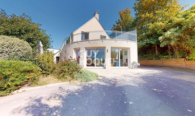 Maison - 145 m² - 6 pièces