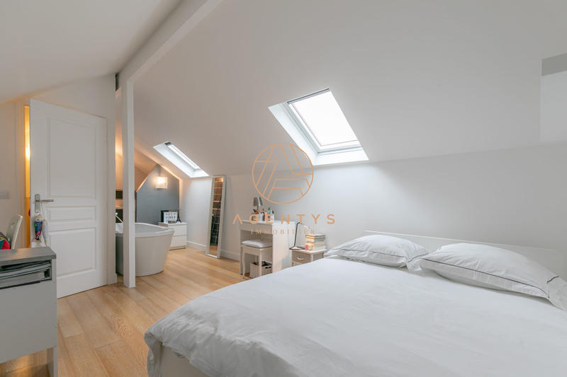 Maison ancienne - 142 m² - 6 pièces