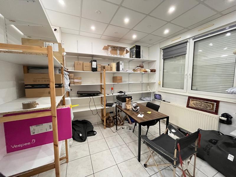 Fonds de commerce - Magasins - 49 m²