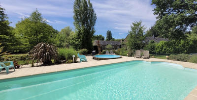 Propriété - 535 m² - 28 pièces