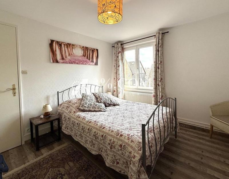 Propriété - 300 m² - 13 pièces