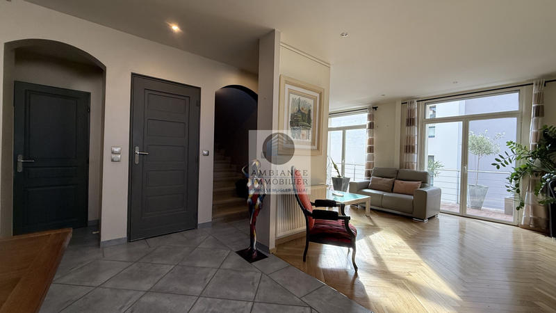 Maison - 145 m² - 6 pièces