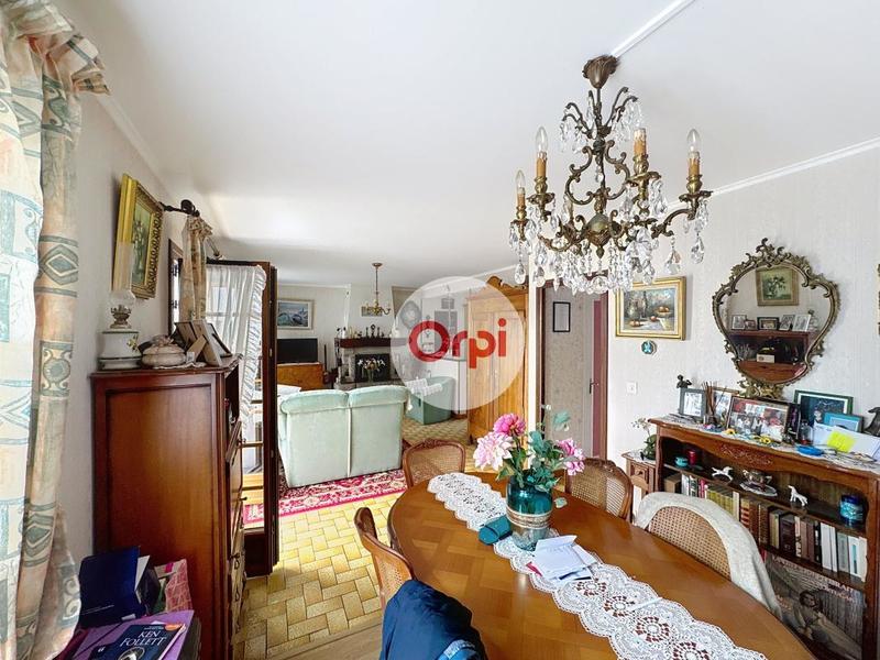 Maison - 87 m² - 5 pièces