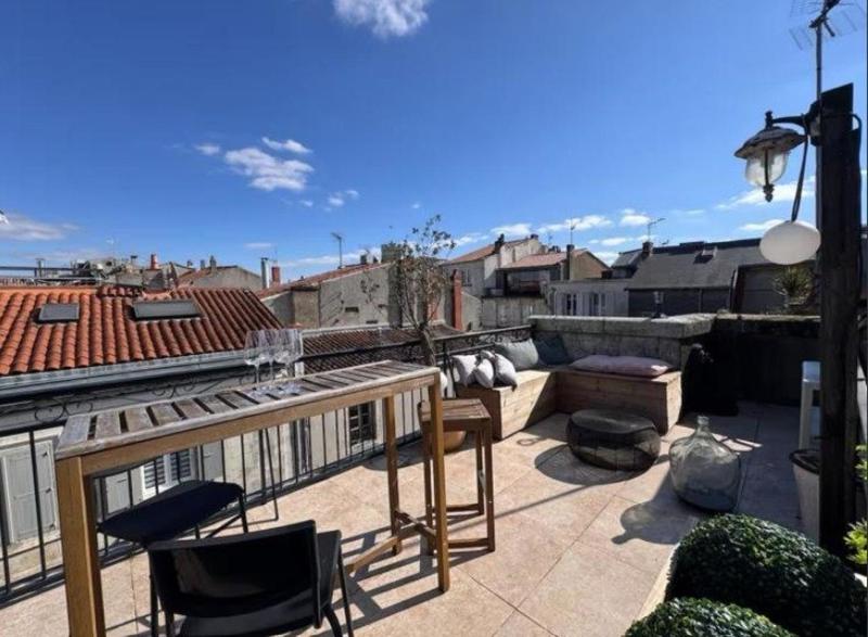 Appartement - 77 m² - 3 pièces