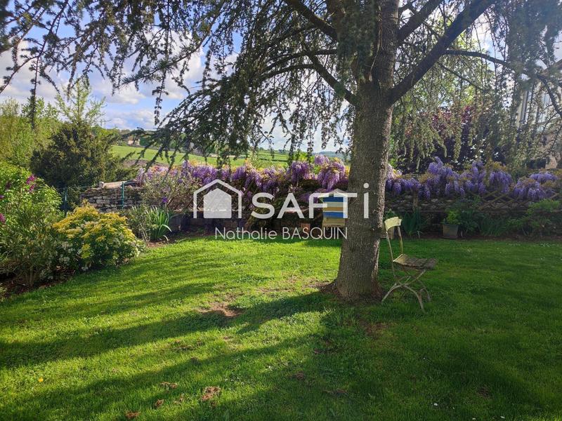 Maison - 200 m² - 7 pièces