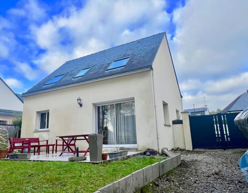 Maison - 85 m² - 5 pièces