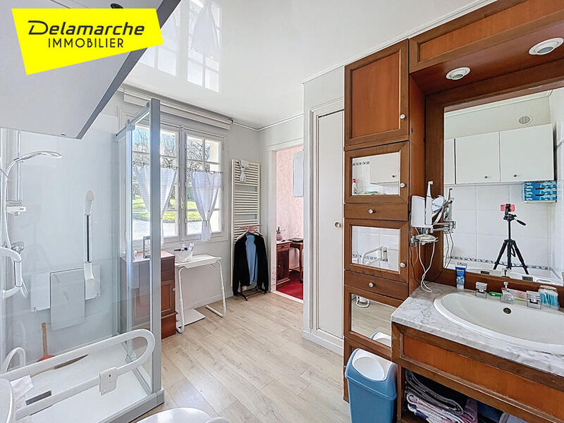 Maison - 173 m² - 6 pièces