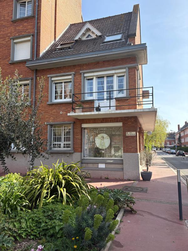 Immeuble - 112 m² - 3 pièces