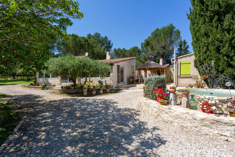 Mas - 130 m² - 5 pièces