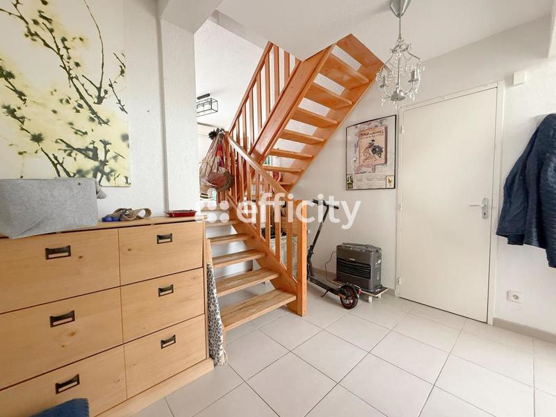 Maison - 96 m² - 5 pièces