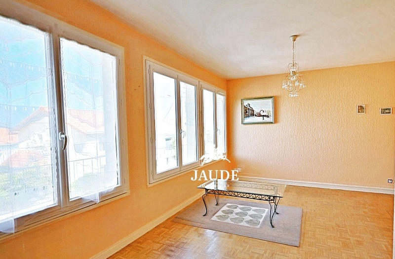 Appartement - 77 m² - 3 pièces