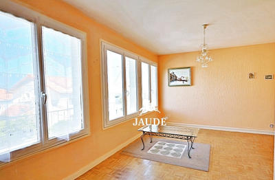 Appartement - 77 m² - 3 pièces