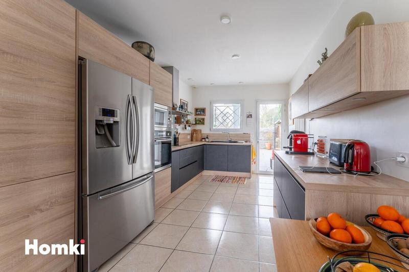 Maison - 140 m² - 5 pièces