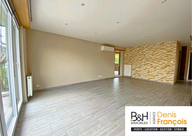 Maison - 85 m² - 5 pièces