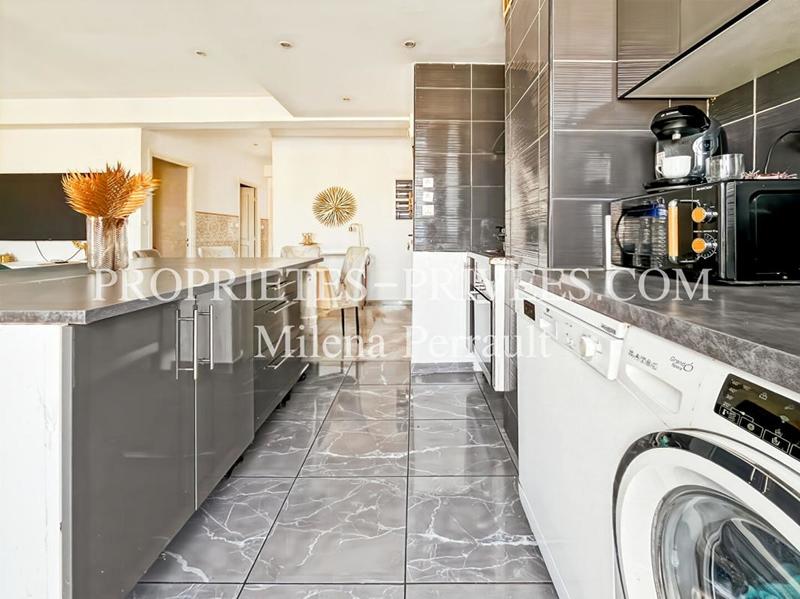 Appartement - 65 m² - 3 pièces