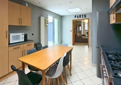 Maison - 160 m² - 7 pièces