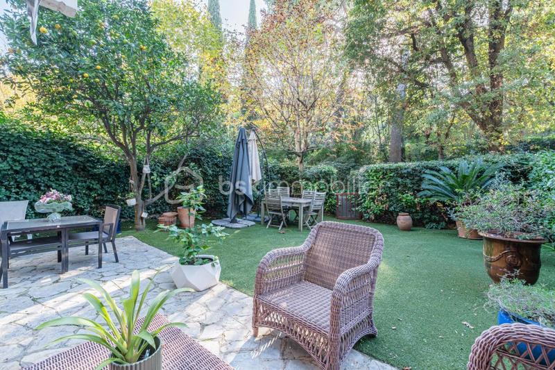 Appartement - 101 m² - 3 pièces