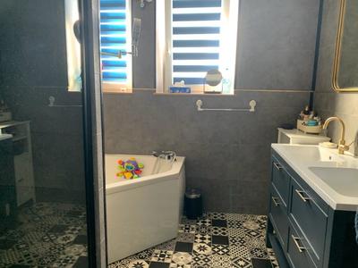 Maison - 107 m² - 4 pièces