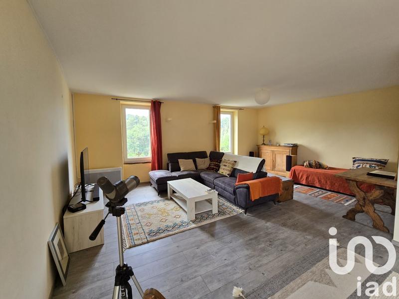 Maison - 198 m² - 6 pièces